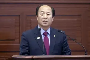 박선하 경북도의원, 스마트물류 특구·신중년 정책·대경선 2단계·특수교육 문제 집중 질의