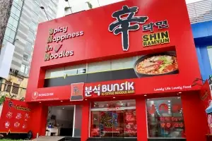 호찌민에 ‘신라면 분식’ 글로벌 3호점