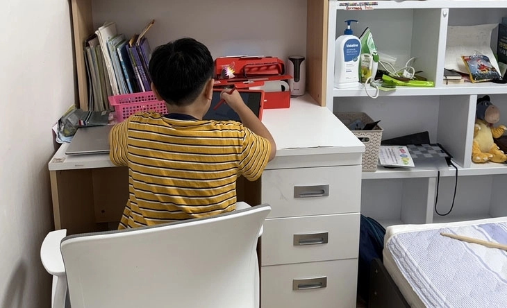 서울 성동구가 드림스타트 취약계층 아동 가구에 마련해 준 맞춤형 공부방. 성동구 제공