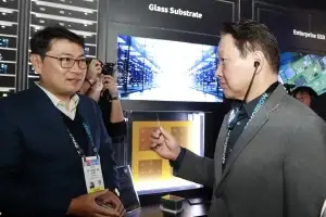 SK, 혁신경영 통해 AI·반도체 사업 경쟁력 높인다