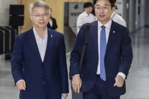 [사설] 검찰 개혁 속도전에 또 법무장관 우려, 일리 있다