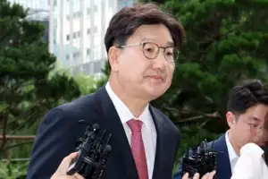 [포토] ‘통일교 청탁 의혹’ 권성동, 김건희특검 출석