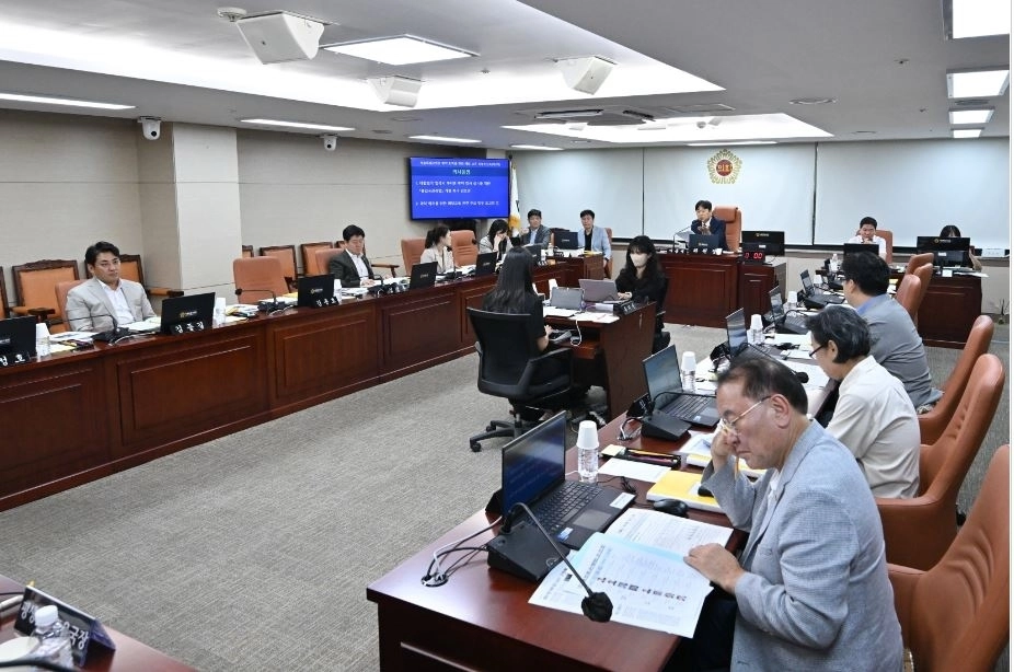 지난 27일 제2차 회의를 개최한 서울시의회 마약 퇴치를 위한 예방 교육 특별위원회(위원장 이종배)