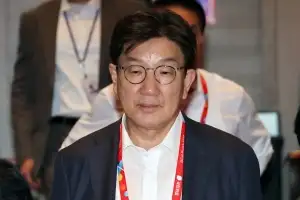 권성동 “불체포특권 포기한다…부당한 정치표적 수사”