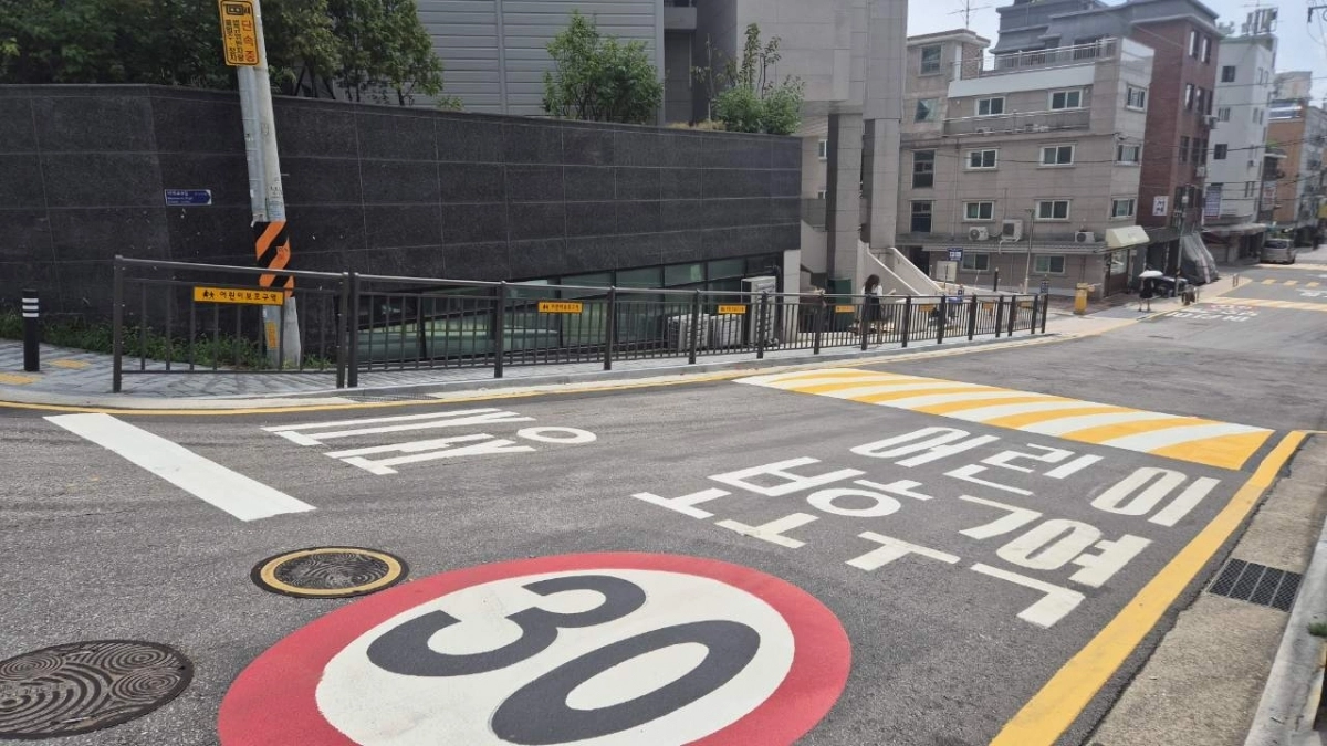 서울 송파구 영풍초등학교 앞 통학로. 송파구 제공