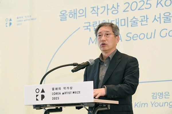 [사진: 방문신 SBS 희망내일위원장 축사]