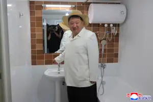 “수령님 중국 가신다”…北 ‘김정은 방중’ 인민들에 대대적 홍보