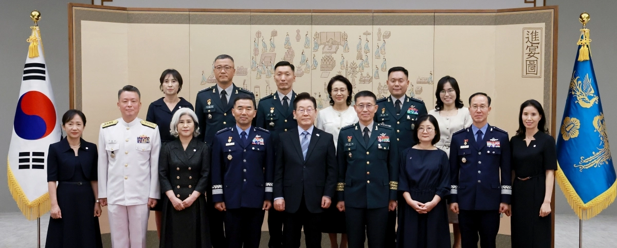 이재명 대통령, 대장 진급·보직 신고 및 삼정검 수치 수여식 참석