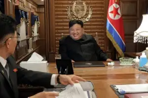 [포토] 김정은, 전용열차 타고 베이징 향해 출발