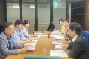 김영철 서울시의원, 횡단보도 그늘막 광고 허용 조례 발의 및 디자인정책관 간담회 개최
