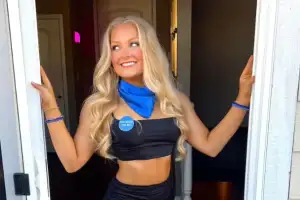 “엄마 되고 싶다” 21세 치어리더…옷장서 신생아 시신 나왔다