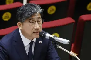 대통령실 “국채 발행할 수밖에 없어…이자 지출 충분히 감당”