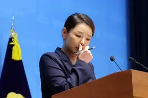 [포토] 탈당 기자회견하는 조국혁신당 강미정 대변인