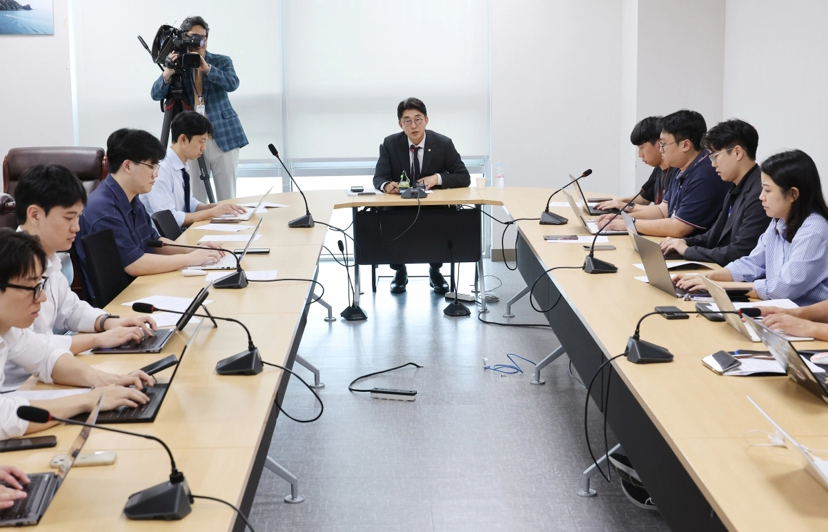 더불어민주당 언론개혁특별위원회 기자설명회