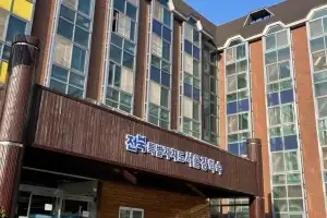 ‘전과 5범’ 인사가 아이들 보금자리에…서울장학숙 신임 관장 논란