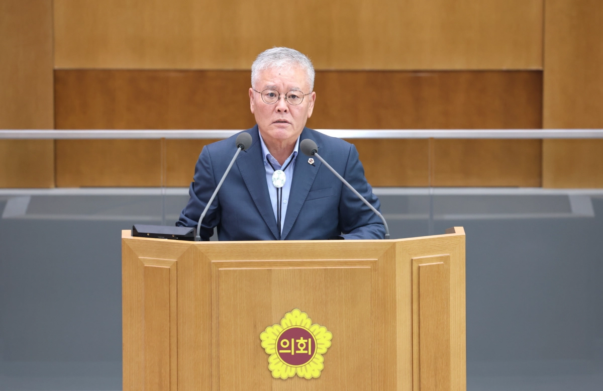 9월 9일 제386회 임시회 제3차 본회의에서 5분 자유발언을 하고 있는 문화체육관광위원회 홍원길 의원. (사진=경기도의회)