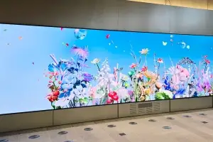 LG전자, 日 도쿄 ‘뉴우먼 타카나와’에 프리미엄 사이니지 설치