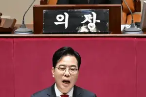 [사설] 독설 이어진 野 원내대표 연설… 실력으로 강한 야당 되길