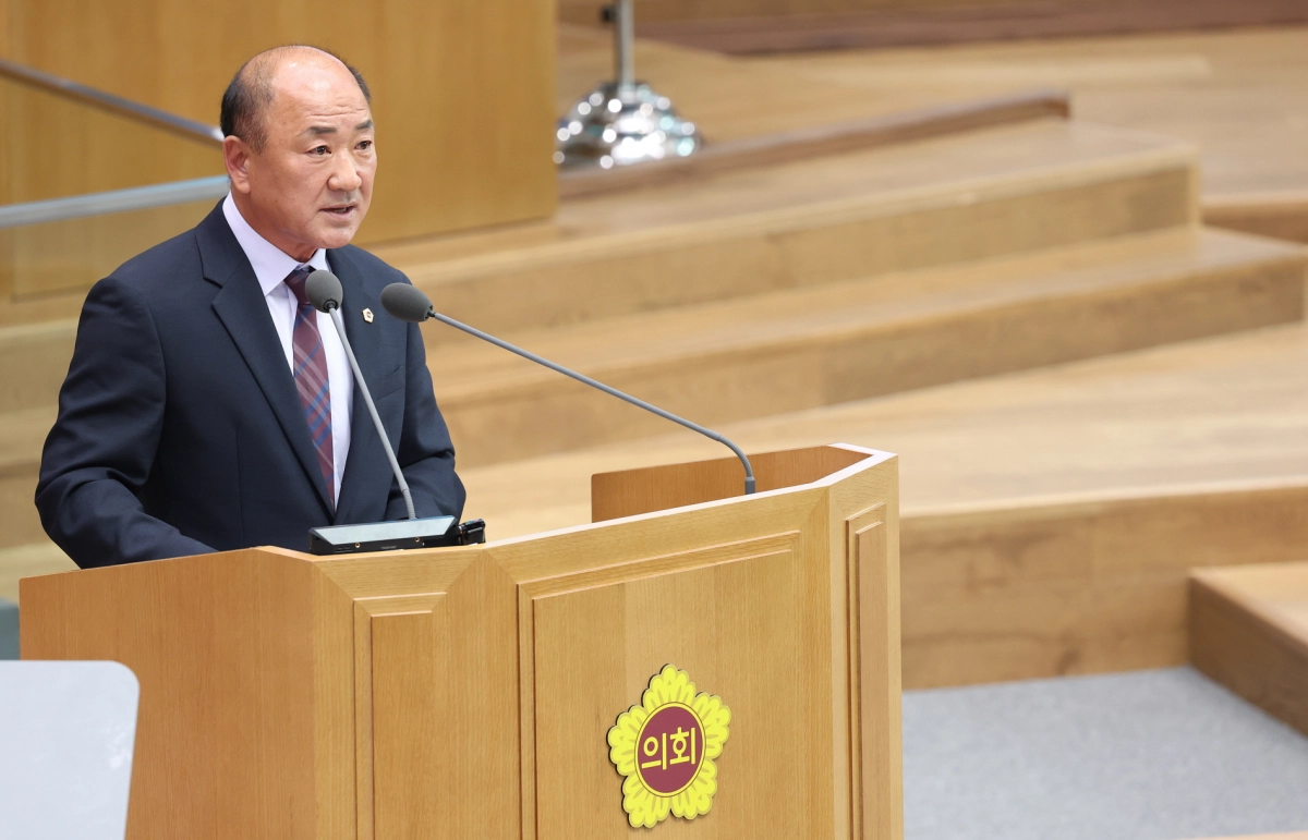 이영희 의원이 9월 9일 열린 제386회 임시회 본회의 도정질문에서 오산리 주민들의 안전 확보를 위해 경기도의 적극적인 역할을 촉구하고 있다. (사진=경기도의회)