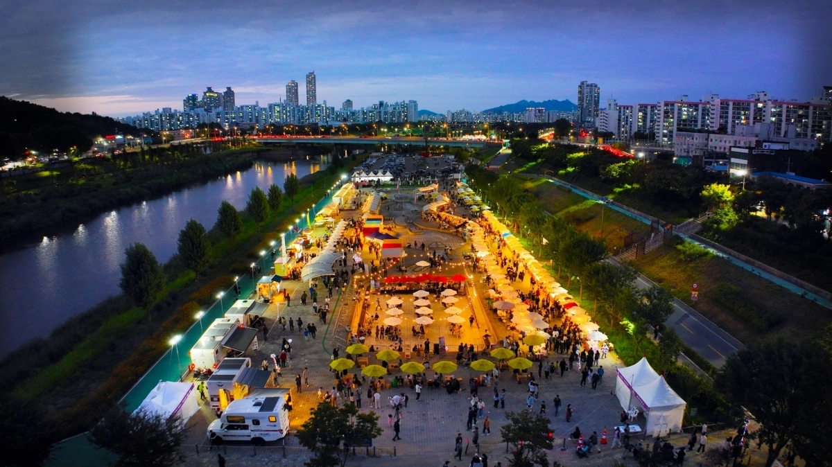 지난해 안양천 일대에서 열린 구로G페스티벌 전경.  구로구 제공