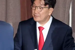 권성동 체포동의안 본회의 통과 … 본인도 찬성표, 국힘은 표결 불참