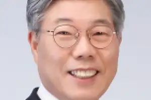 황병우 iM금융 회장 “겸임 iM뱅크 행장에서 물러 나겠다”