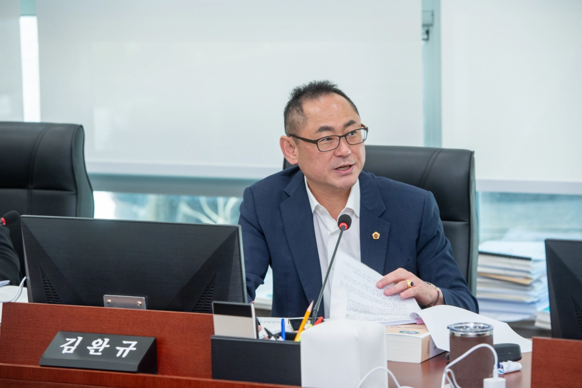 보건복지위원회 김완규 의원. 9월 11일 제386회 임시회 보건복지위원회 상임위에서 보건환경연구원 예산 편성·집행, 불용액 반복 문제 지적. (사진=경기도의회)