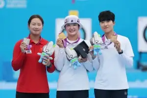 안산 꺾은 강채영, 광주 세계선수권 개인전 우승…‘전 종목 입상’ 한국 양궁 리커브, 금2·은1·동3 획득