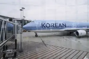 석방 근로자 330명, 오후 3시 23분 인천공항 도착…“구금 8일만”