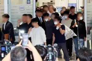 [포토] ‘무사 귀환’ 美구금 한국인 근로자들 입국