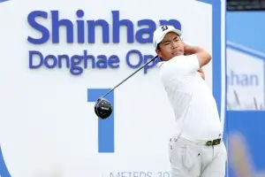 2022년 우승자 히가 가즈키, 3년 만에 신한동해오픈 우승…PGA 투어 복귀 확정 김성현, 6위