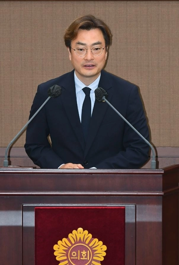 질의하는 박유진 의원