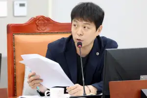유영일 경기도의원, 고가 차량제공·보은인사 의혹 등 김용진 GH사장 후보자 전방위 검증
