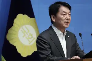 [단독] 비상계엄 다음날 ‘법카’로 샤브샤브 간담회…남북교류협회, 3년간 ‘밥값·인센’ 수천만원