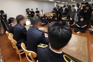 ‘순직 해경’ 사건 은폐·부실 대응 의혹 지휘관 3명 대기발령
