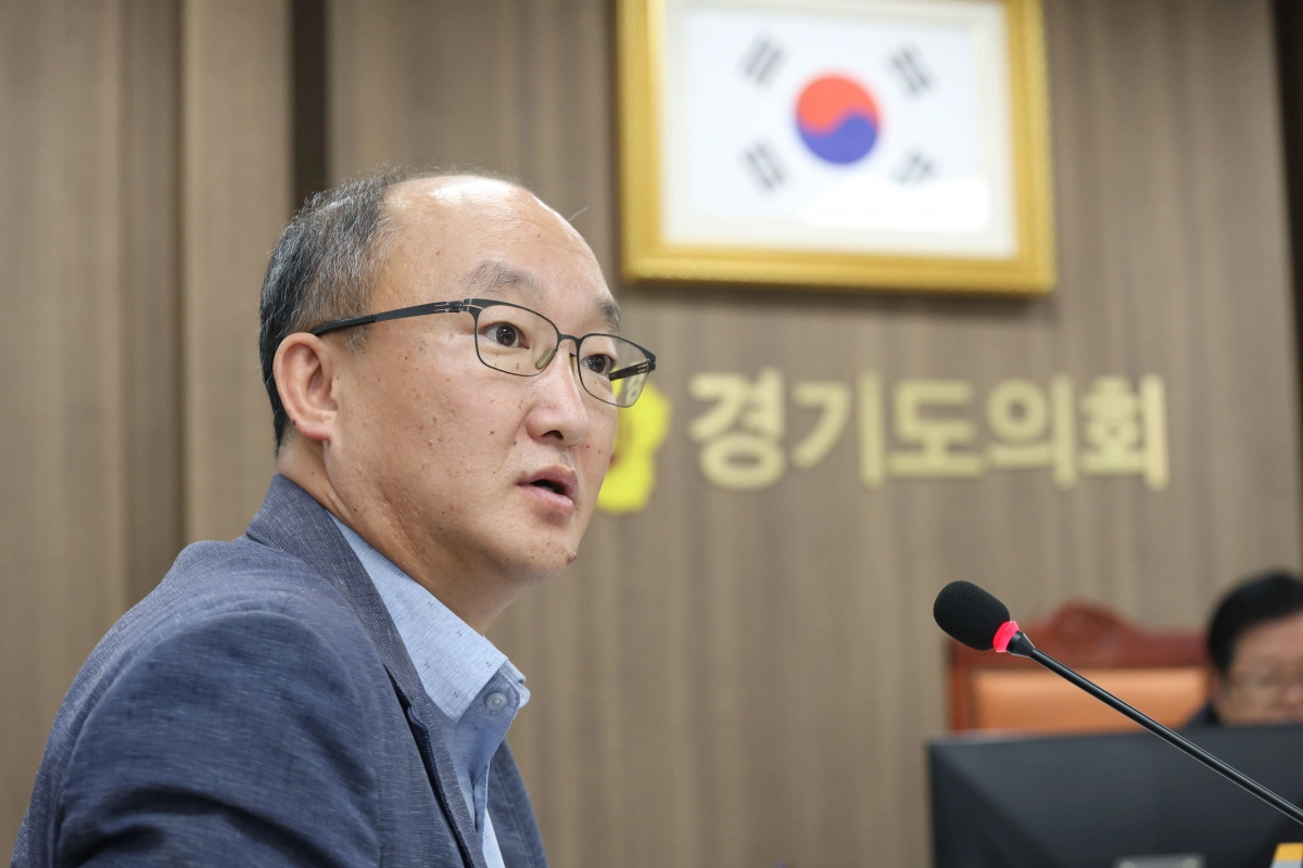 김동영 의원(건설교통위원회 부위원장). 9월 12일 추가경정예산안 심사에서 강동하남남양주선 사업 지연 우려 표명, 신속하고 실효성 있는 대책 마련 촉구. (사진=경기도의회)