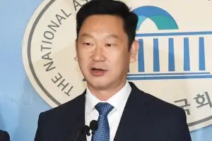 김어준 비판한 盧사위 “유튜브, 정책까지 좌지우지”