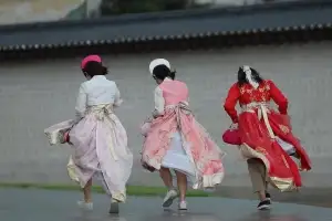 가뭄 해결한 반가운 비