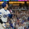 하퍼 3구 삼진 잡고 5이닝 노히트…‘또 MLB 새역사’ 오타니, 50홈런·50탈삼진 동시 달성