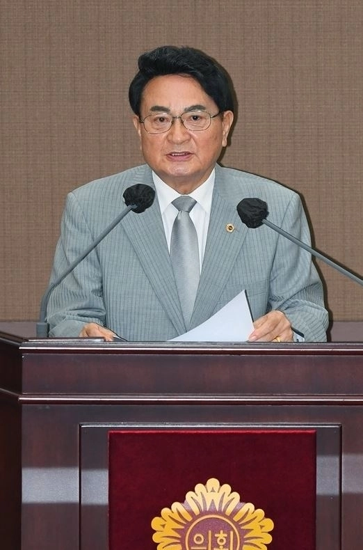 질의하는 홍국표 의원