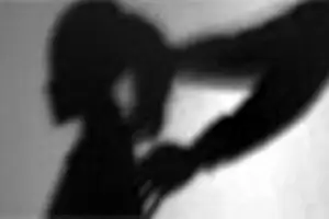 “280만원 줄게” 20대男에 초등생 딸과 목욕·성행위 허락한 母…日 공분