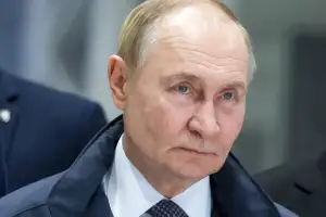 중재 나선 푸틴, 트럼프와 1시간 통화… 中·프랑스는 이란에 휴전 요청