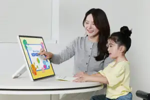 삼성, 화면·스탠드 분리 가능 무선 이동형 스크린 ‘더 무빙스타일’ 출시