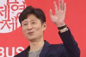 이상일 “1000만 관객 동원 상상도 못 해”… 델 토로 “박찬욱·봉준호 영화서 힘 느껴”