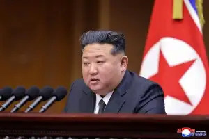 김정은 “비핵화 버리면 대화”… 트럼프와 만나나
