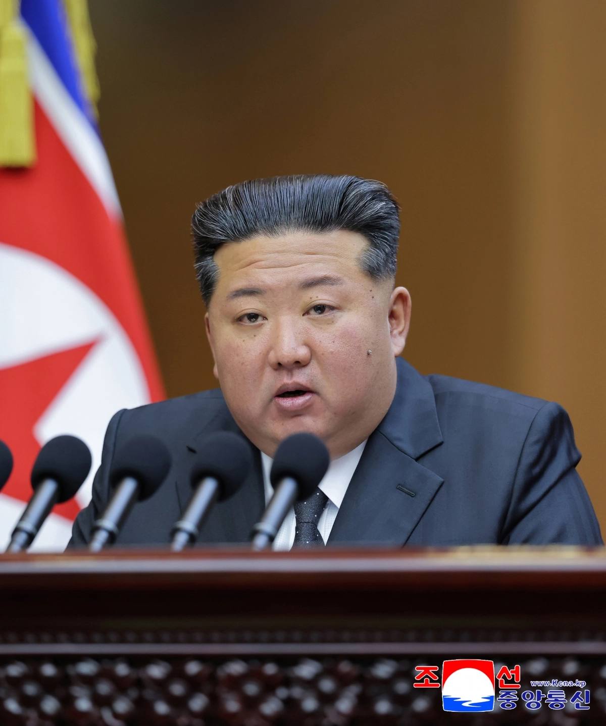 김정은 북한 국무위원장이 지난 21일 평양 만수대의사당에서 열린 최고인민회의 제14기 제13차 회의에서 연설하고 있다. 2025.9.22 연합뉴스