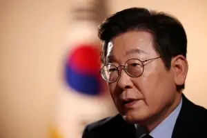 李대통령 “통화 스와프 없이 美 투자 요구 수용시 금융위기 우려”
