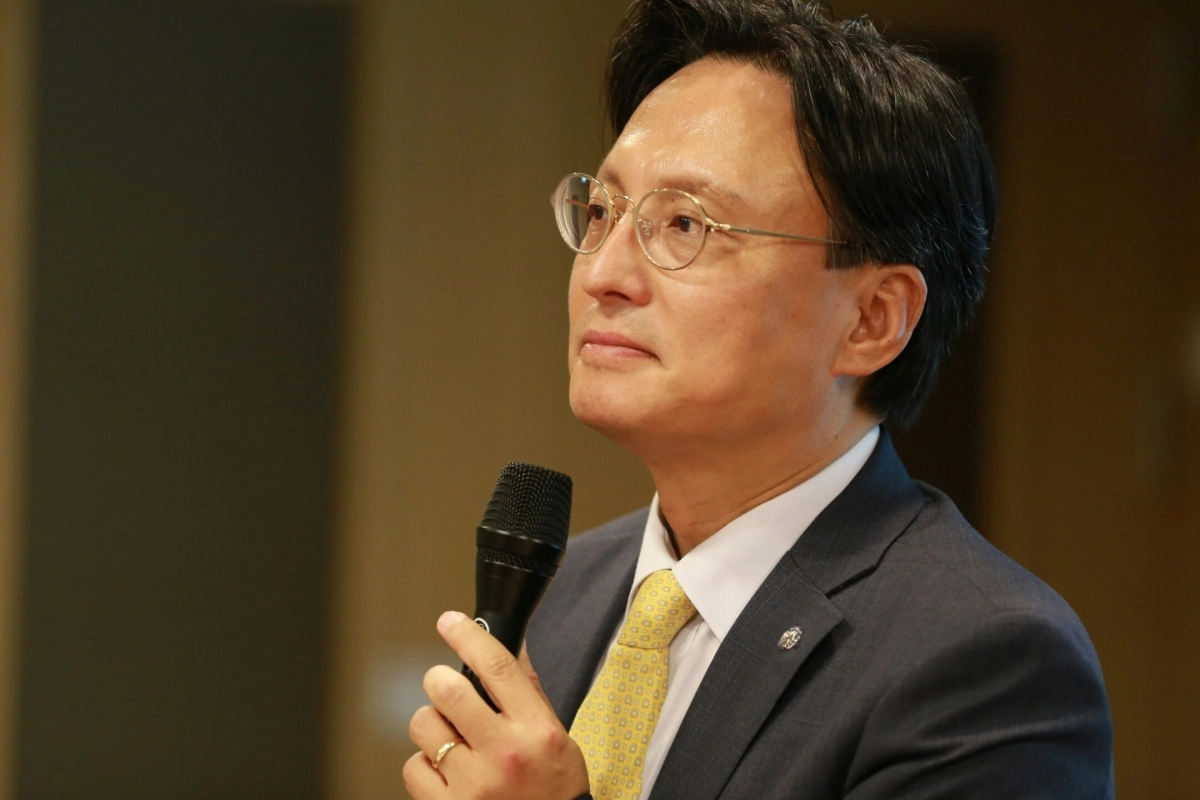 이석환 국민대 교수