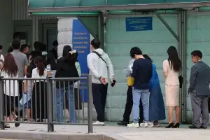 “H-1B 비자 수수료 100배 폭탄… 미국 기업들 연간 20조원 부담”
