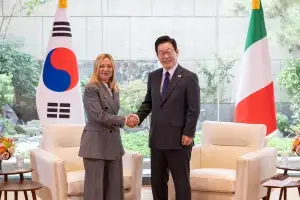 이 대통령 “이탈리아와 AI·방산서 호혜적 협력 발전시키자”…마크롱 회담은 불발